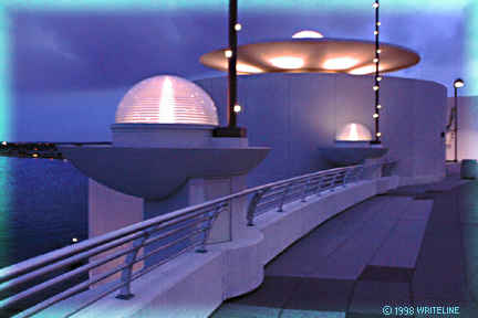 All images Copyright &copy; 1997 - 2000 WriteLine. All Rights Reserved. Menona Terrace