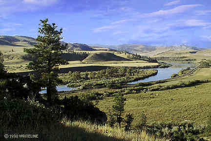 All images Copyright © 1997 - 2000 WriteLine. All Rights Reserved. On the Lewis and Clark Trail