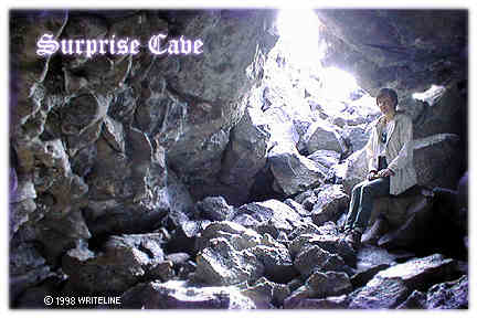 All images Copyright © 1997 - 2000 WriteLine. All Rights Reserved. Surprise Cave